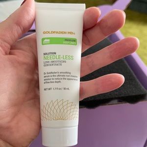 Goldfaden MD Solution Needle-Less Line Smoothing Concentrate.